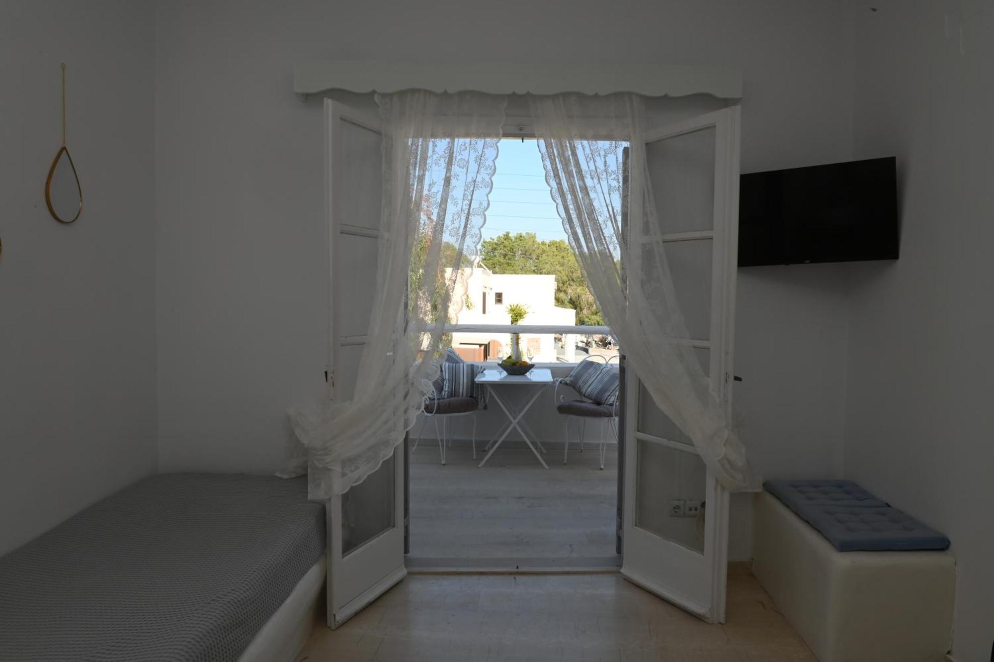 Villa Maina Kamári Buitenkant foto